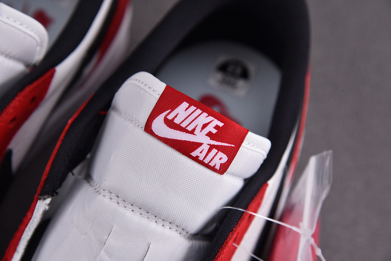 Air Jordan 1 Retro Low‘Chicago 705329-600