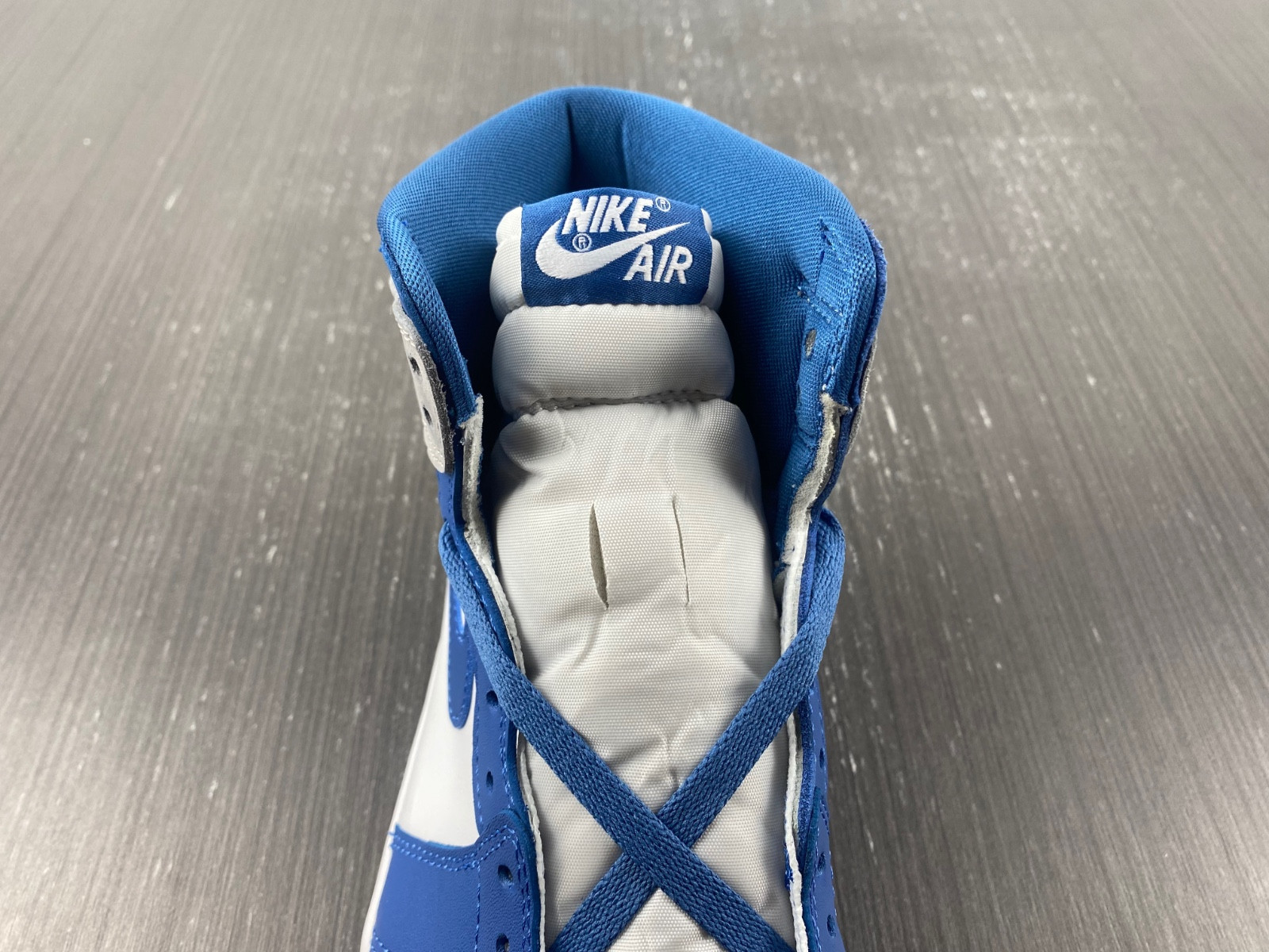 Air Jordan 1 High OG “True Blue” DZ5485-410