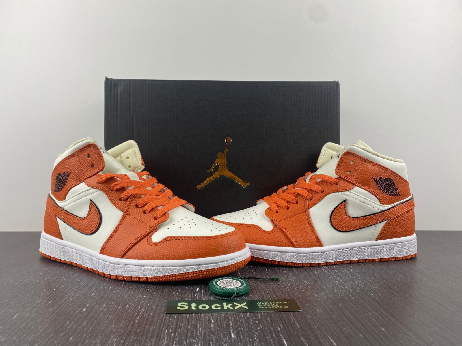 Jordan 1 Mid SE Sport Spice  DV1302-100