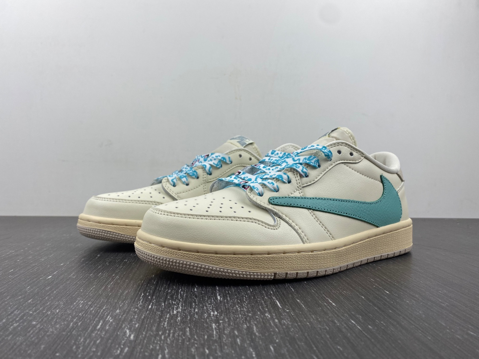 Air Jordan 1 Low DM7866-102