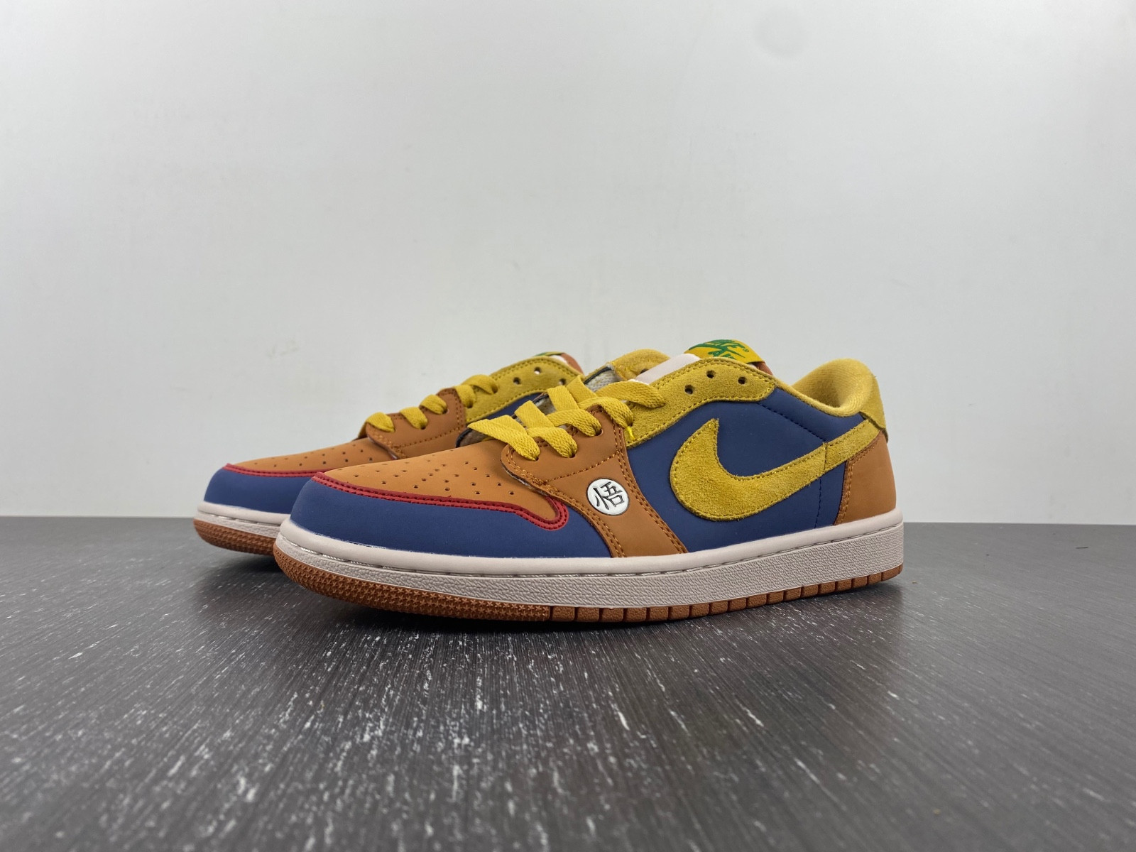 Air Jordan 1 Low DM7866-892