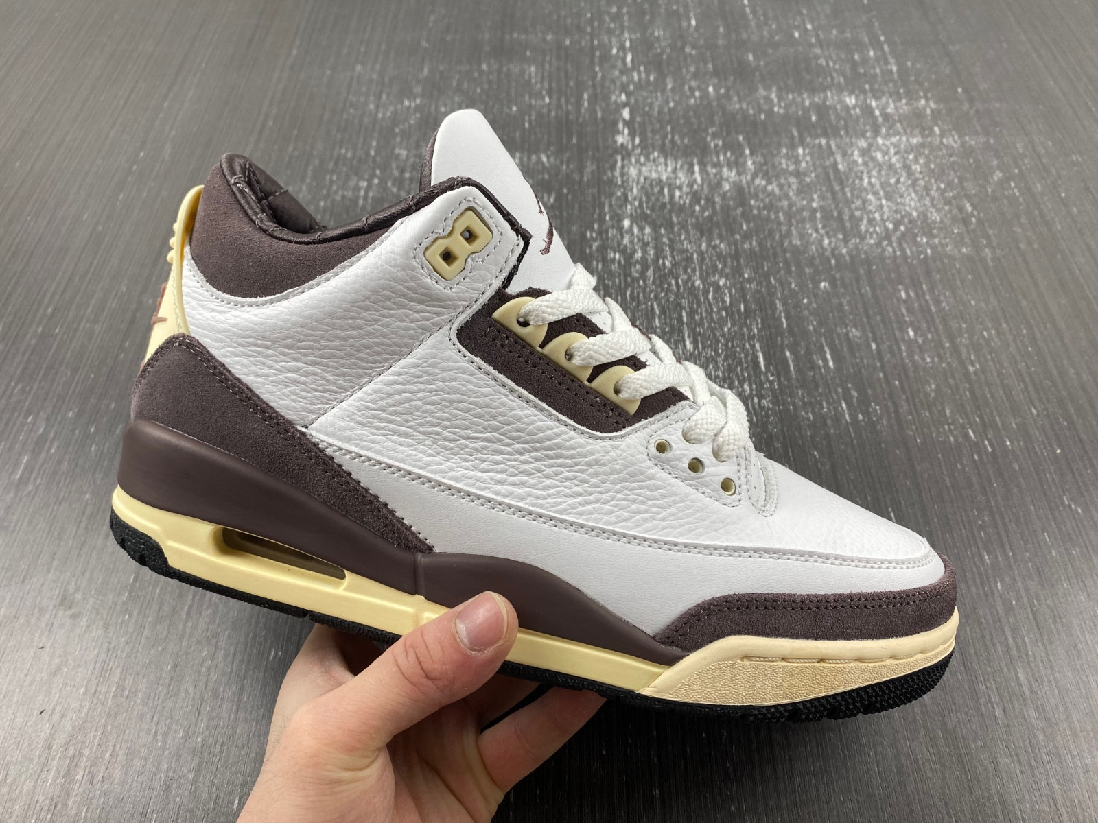 Air Jordan 3 DH3434-113