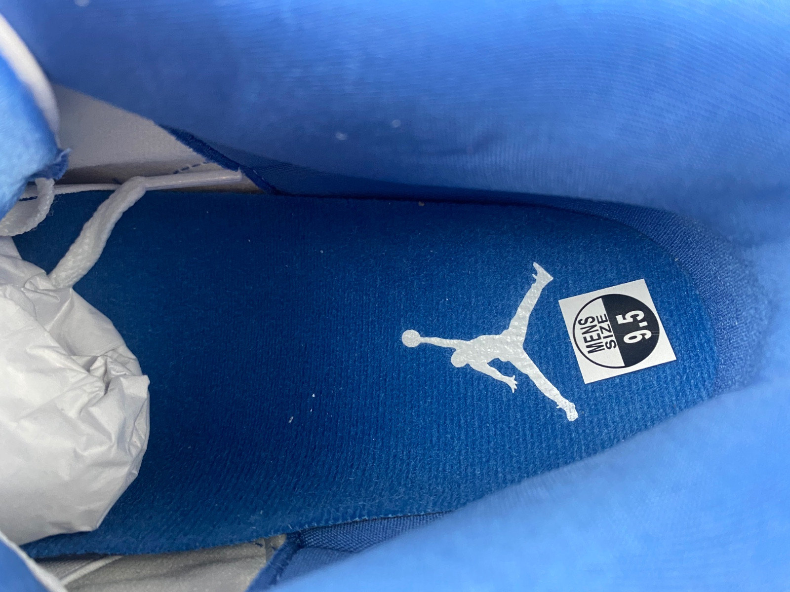 Air Jordan 3 “Wizards” CT8532-148