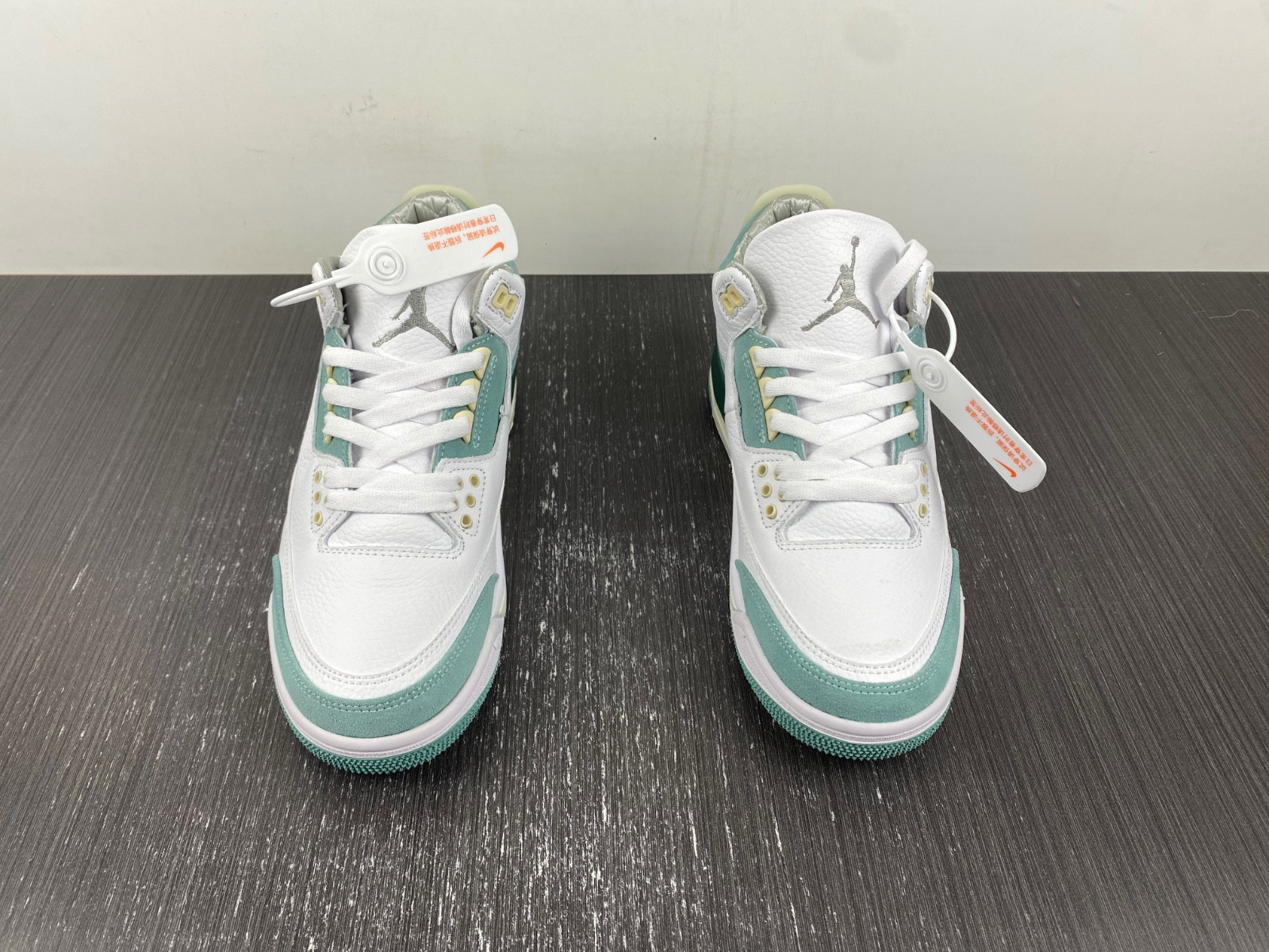 Air Jordan 3 DT8532-130