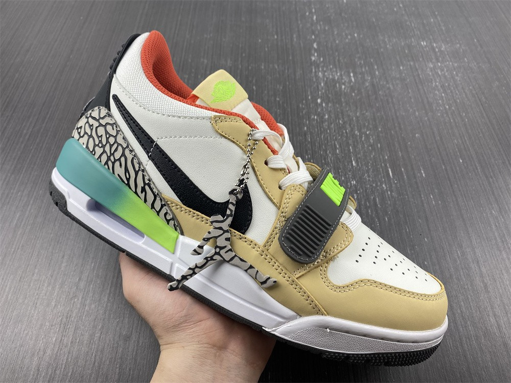 Jordan Legacy 312 Low DZ2762-101