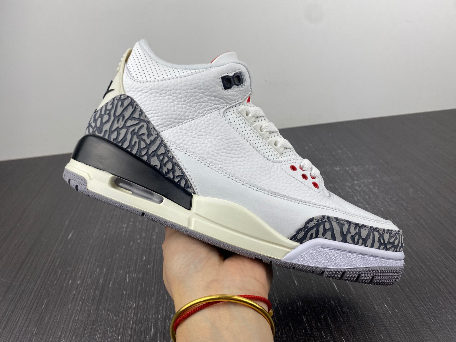 Air Jordan 3 “White Cement Reimagined”  DN3707-100