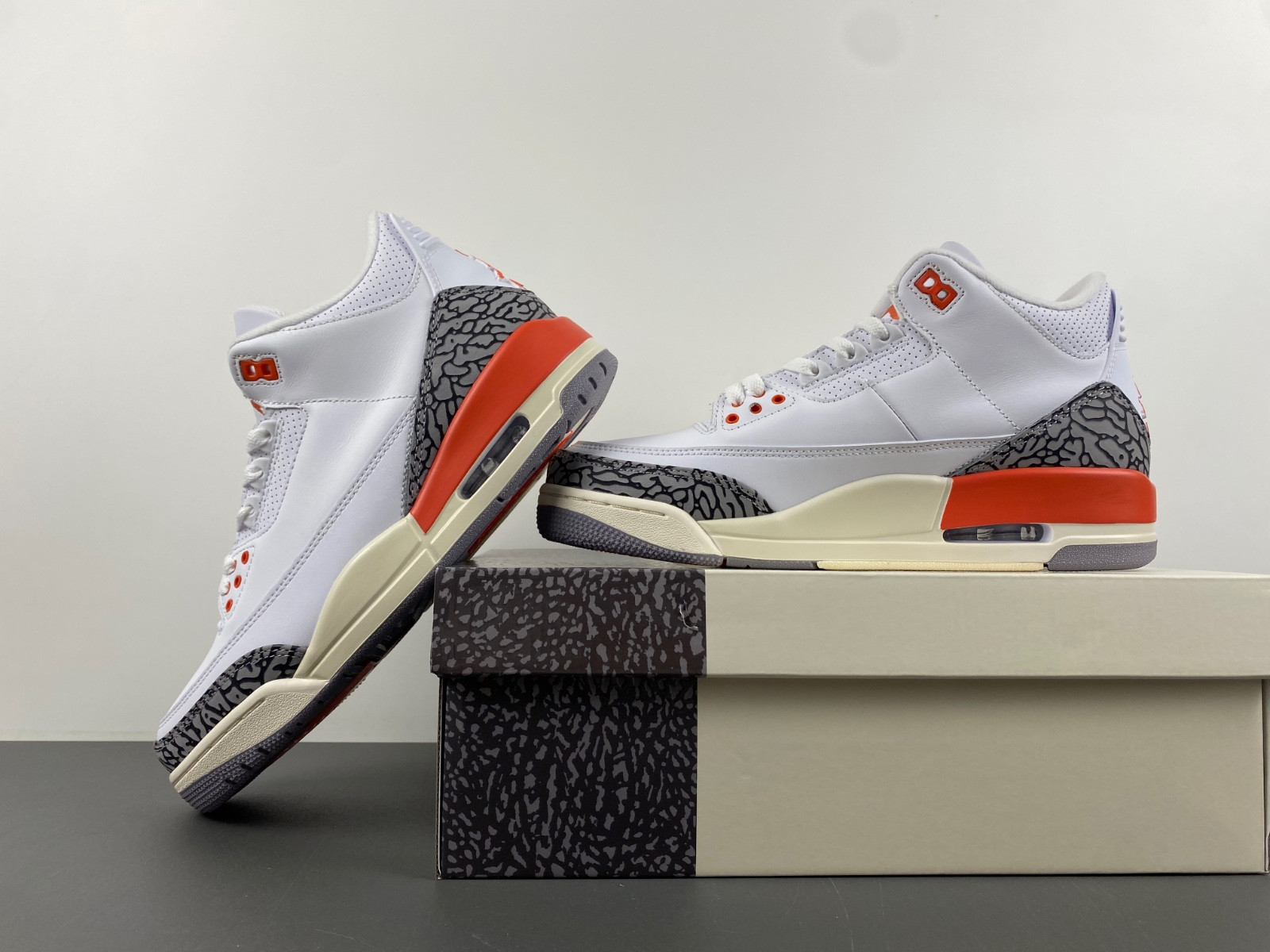 Air Jordan 3 WMNS “Georgia Peach CK9246-121