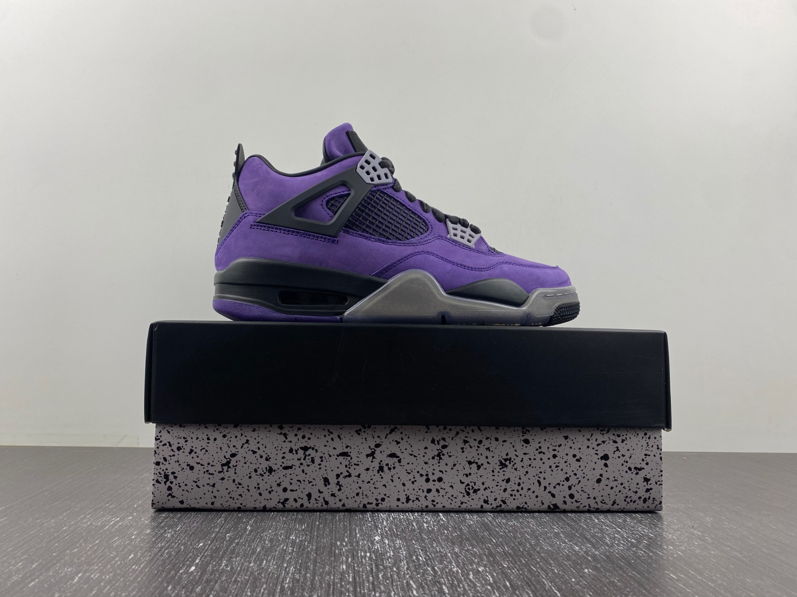 Air Jordan 4 Purple