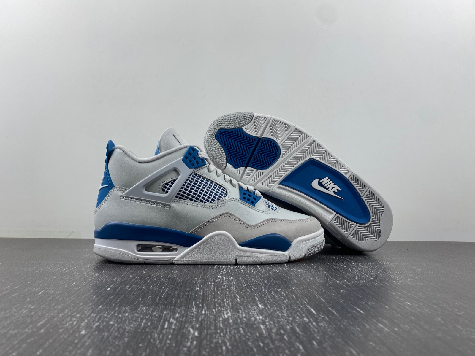 Air Jordan 4 "Military Blue" FV5029-141
