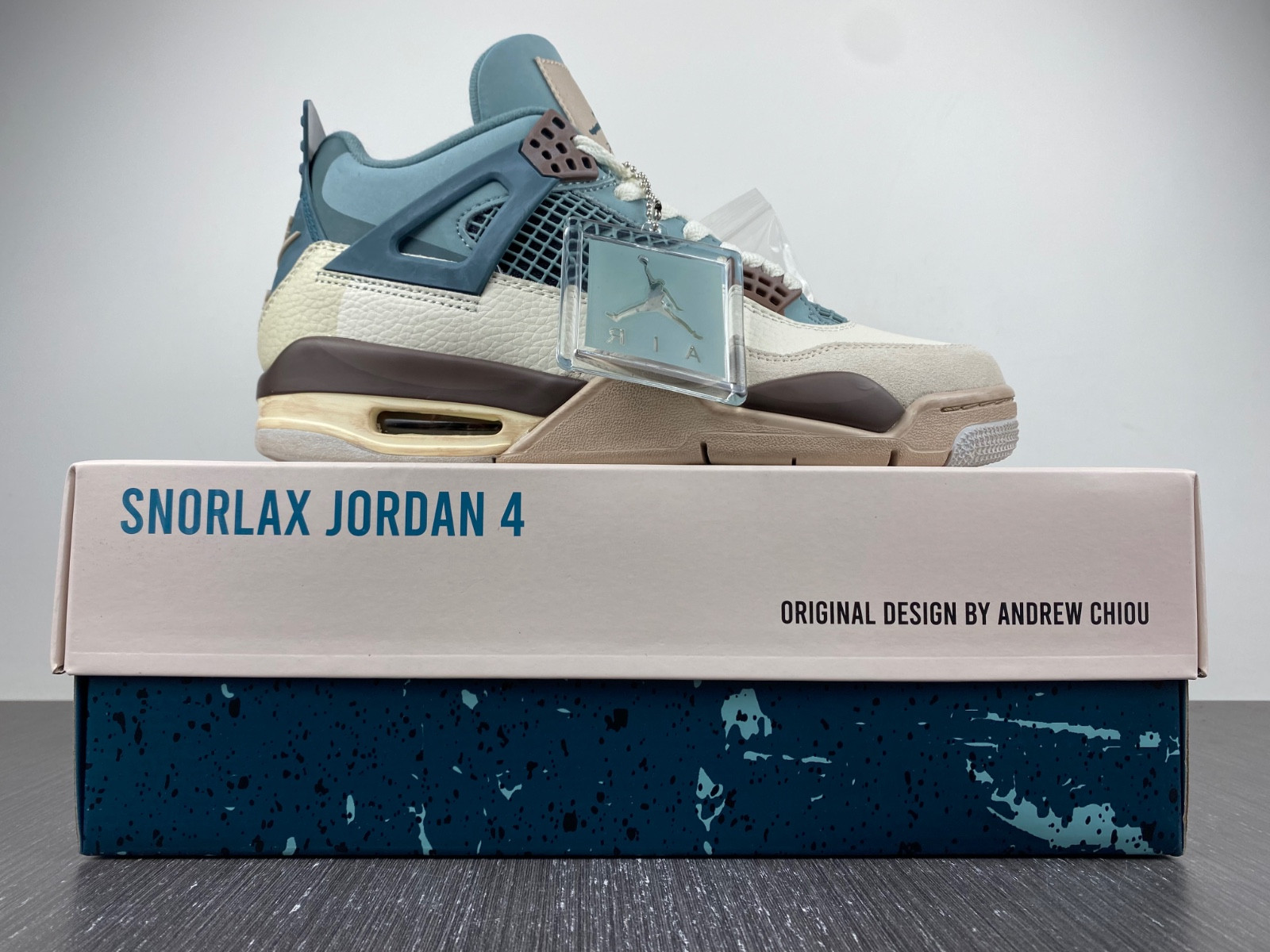 Jordan 4 X Snorlax