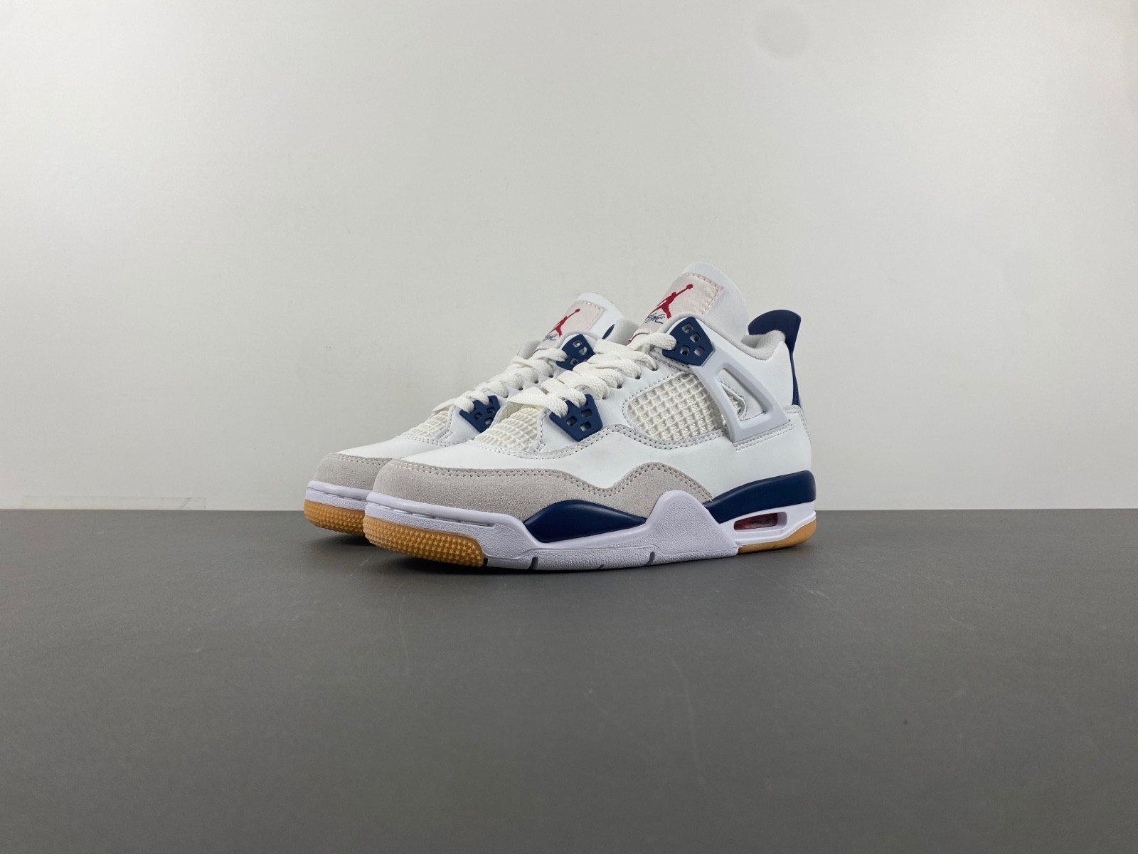 Nike SB x Air Jordan 4 “Navy DR5415-100