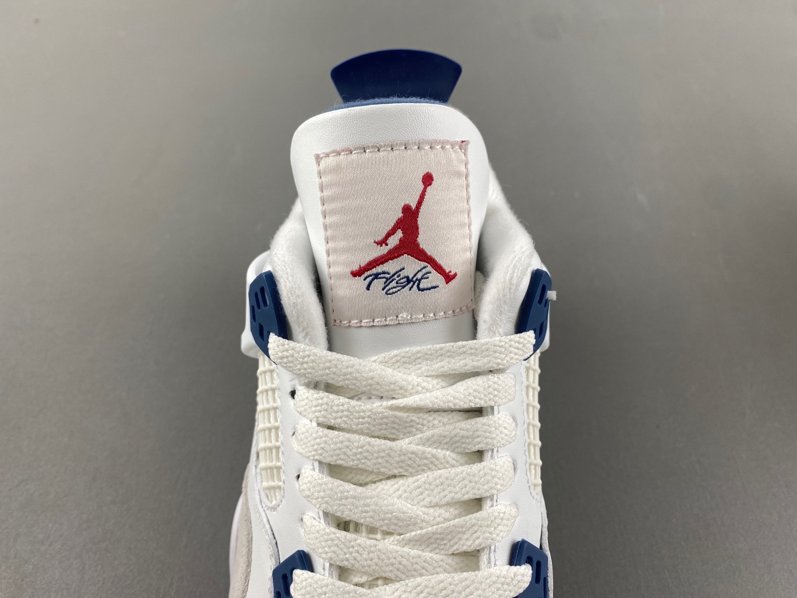 Nike SB x Air Jordan 4 “Navy DR5415-100