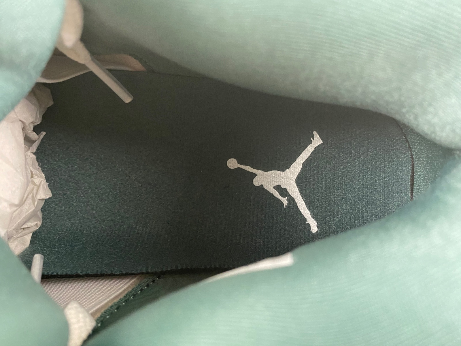 Air Jordan 4 “Oxidized Green” FQ8138-103