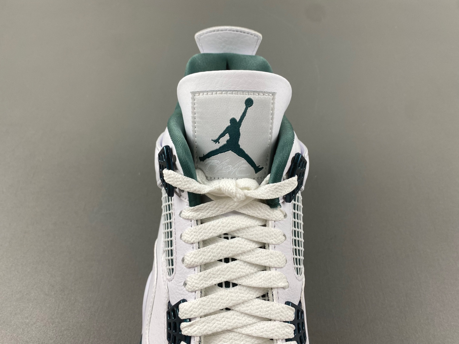 Air Jordan 4 “Oxidized Green” FQ8138-103