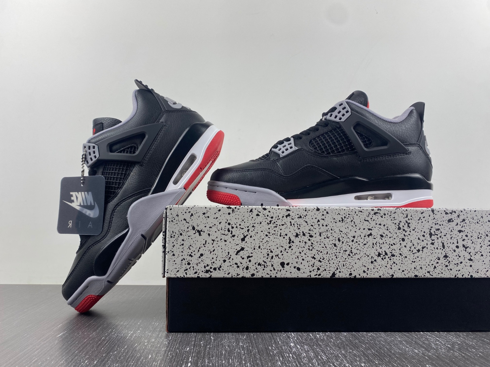 Air Jordan 4 “Bred Reimagined” FV5029-006
