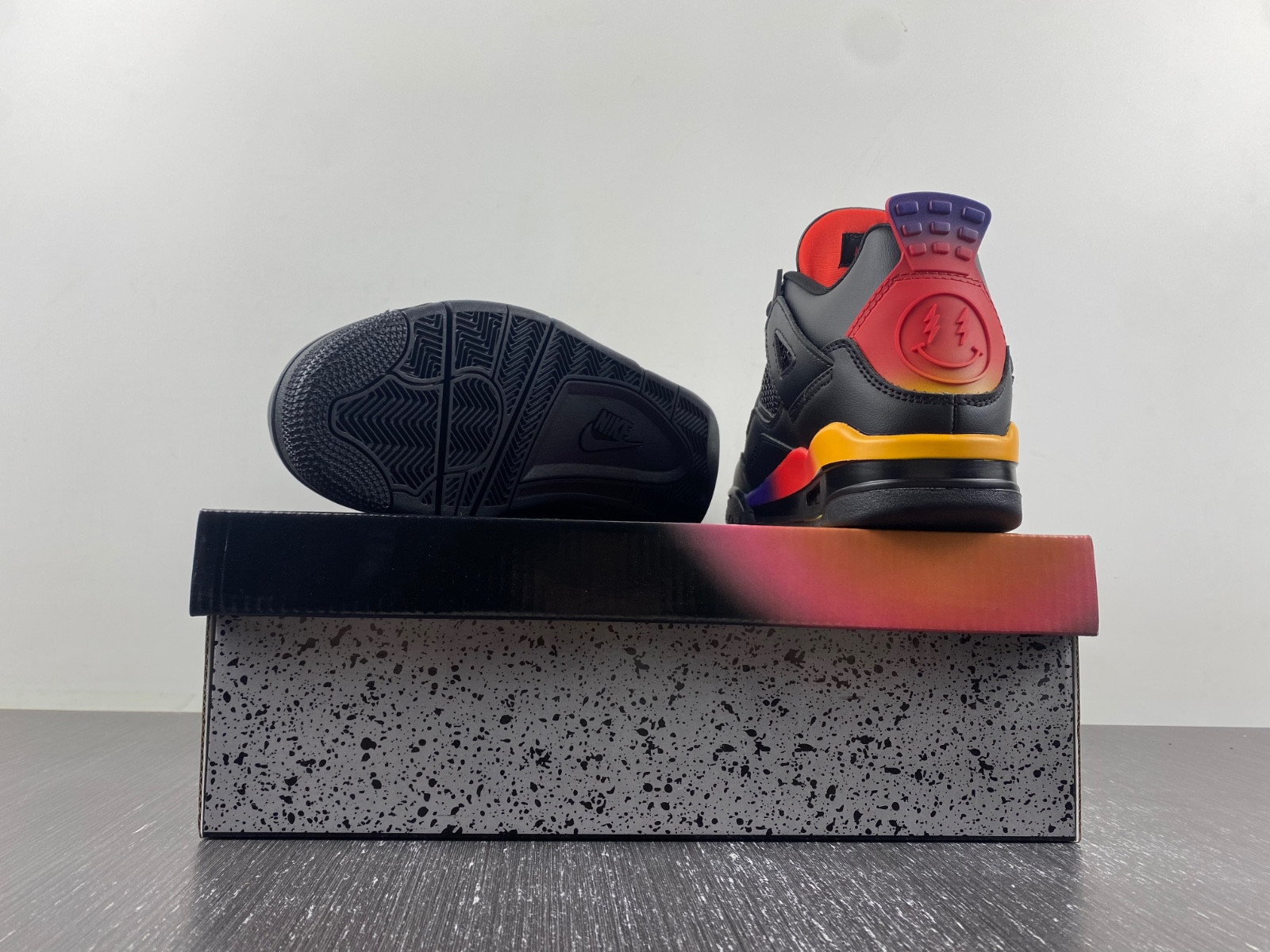Jordan 4 AQ0344-001