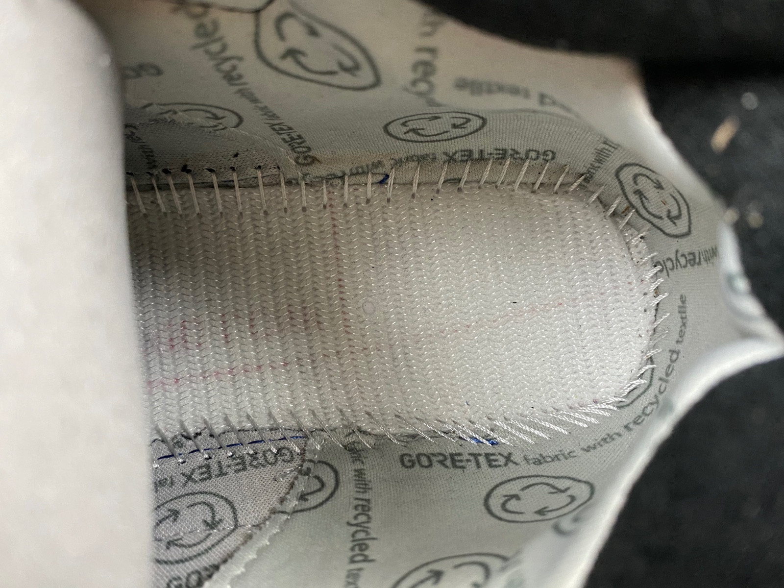 Air Jordan 5 Gore-Tex “Off Noir” DR0092-001