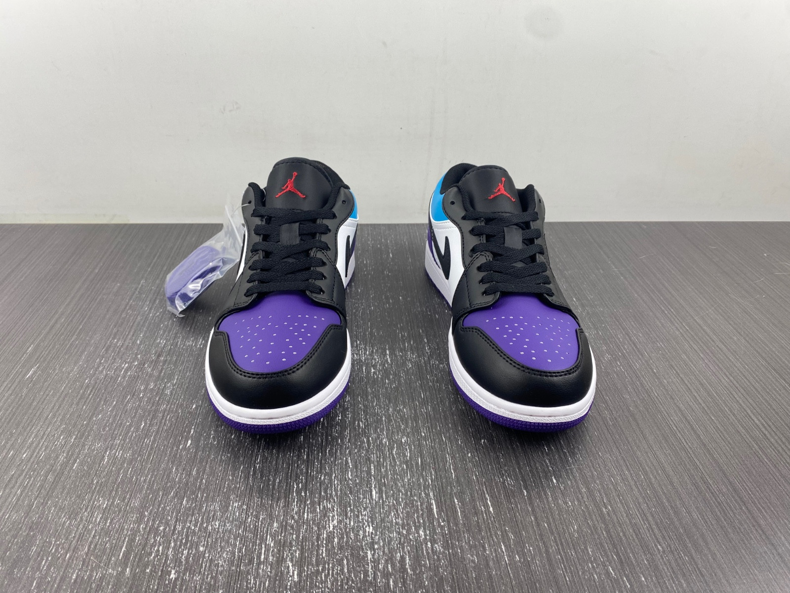 Air Jordan 1 Low 553558-154