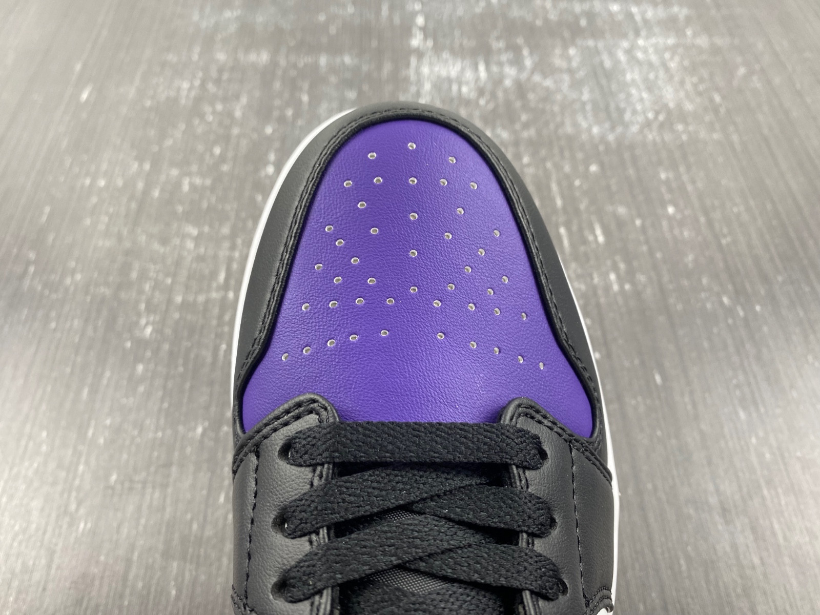 Air Jordan 1 Low 553558-154