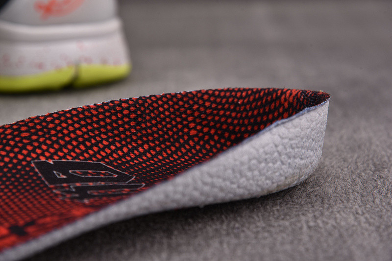 nk zoom kobe 6 S*p*e chaos 446442-500