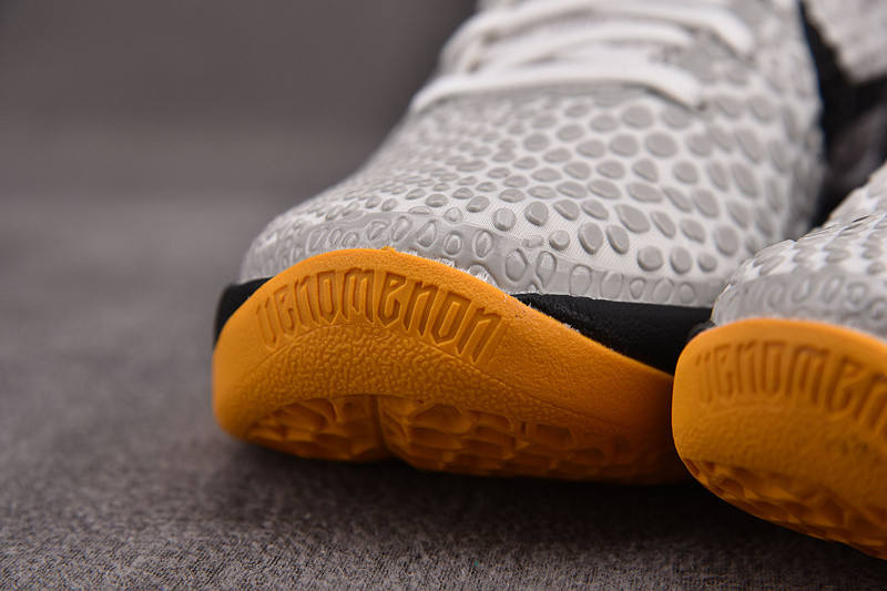 Nike Kobe 6 Protro “White Del Sol”  CW2190-100