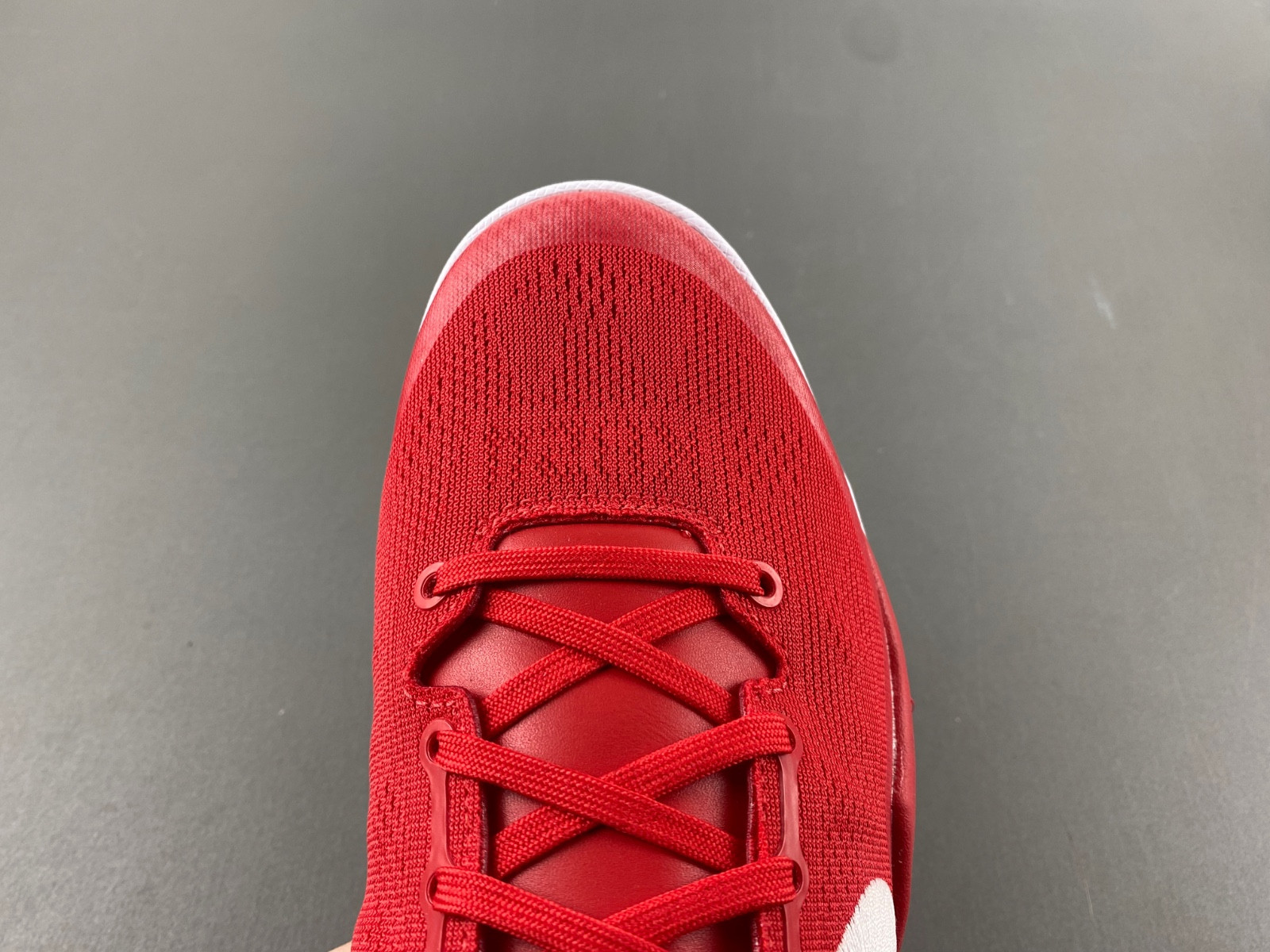 Nike Kobe 8 Protro “University Red” HF9550-600