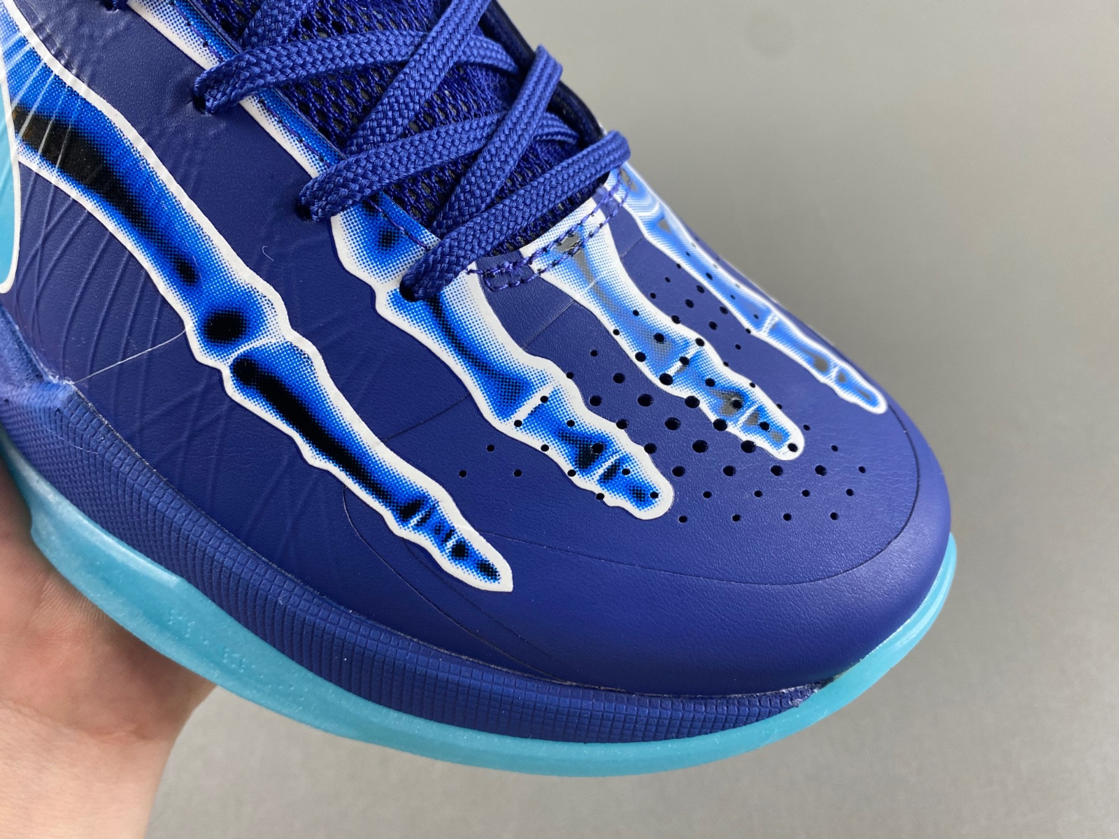 Nike Kobe 5 Protro “X-Ray” HJ4303-400