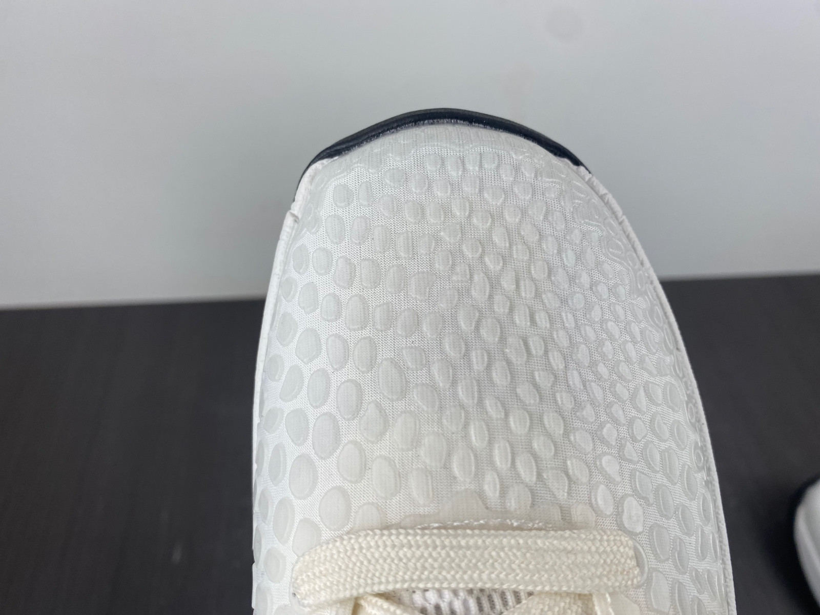 Kobe 6 Protro 869457-007