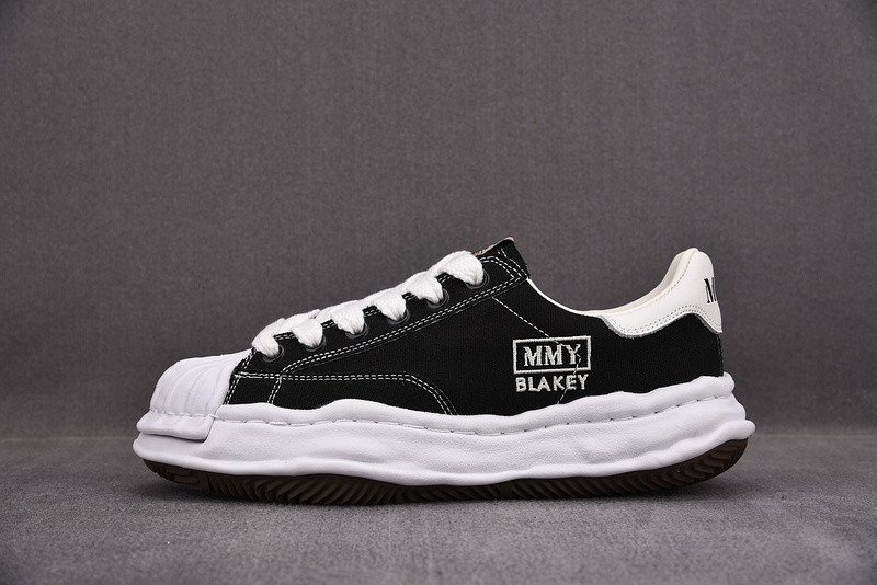 Ma*s*n mihara sneakers