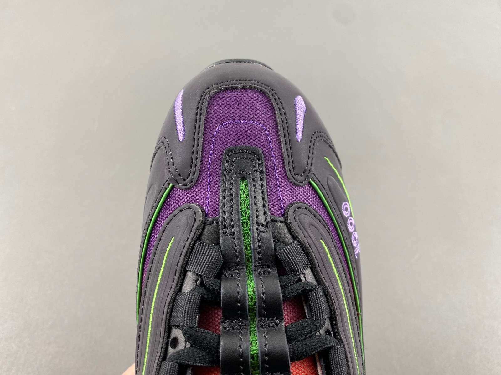 New Balance 1000 “Black Reflective” M1000TP