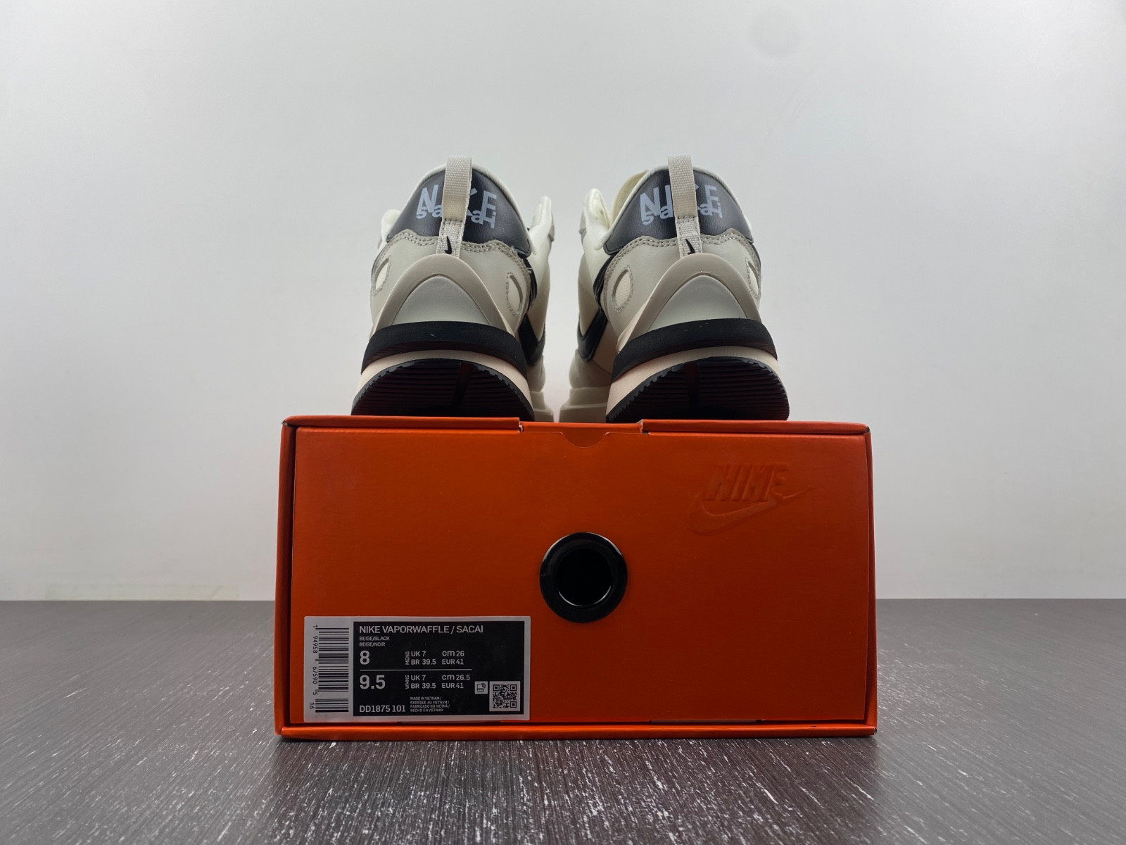 Sacai x Nike DD1875-101