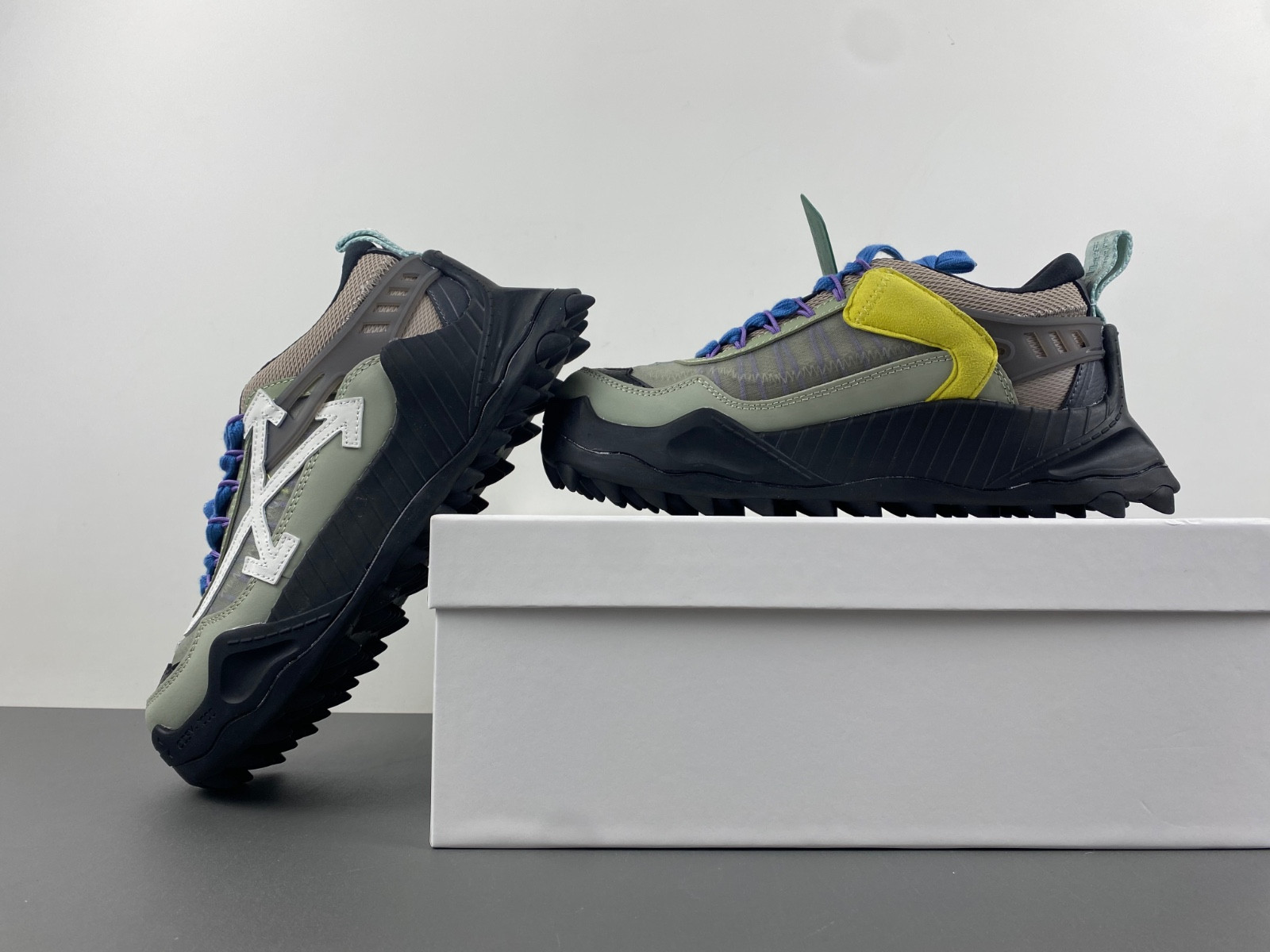 Off White ODSY-1000 Sneaker