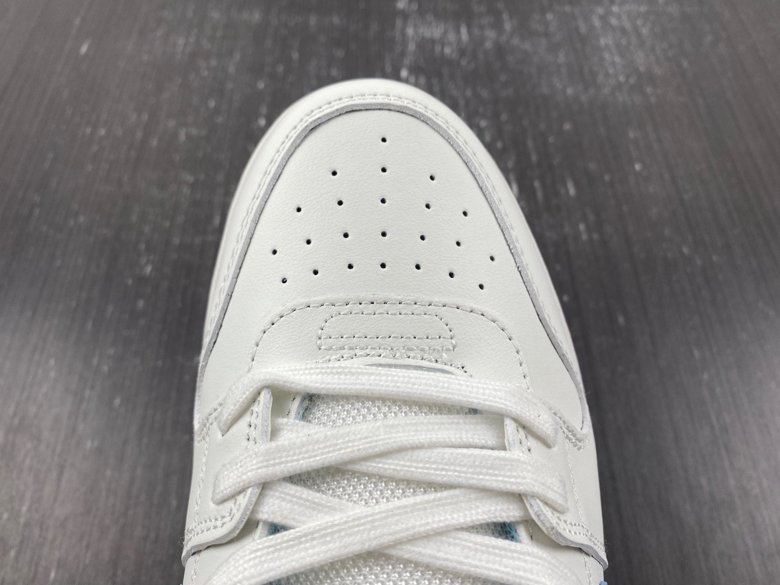 Off White GYM Sneaker