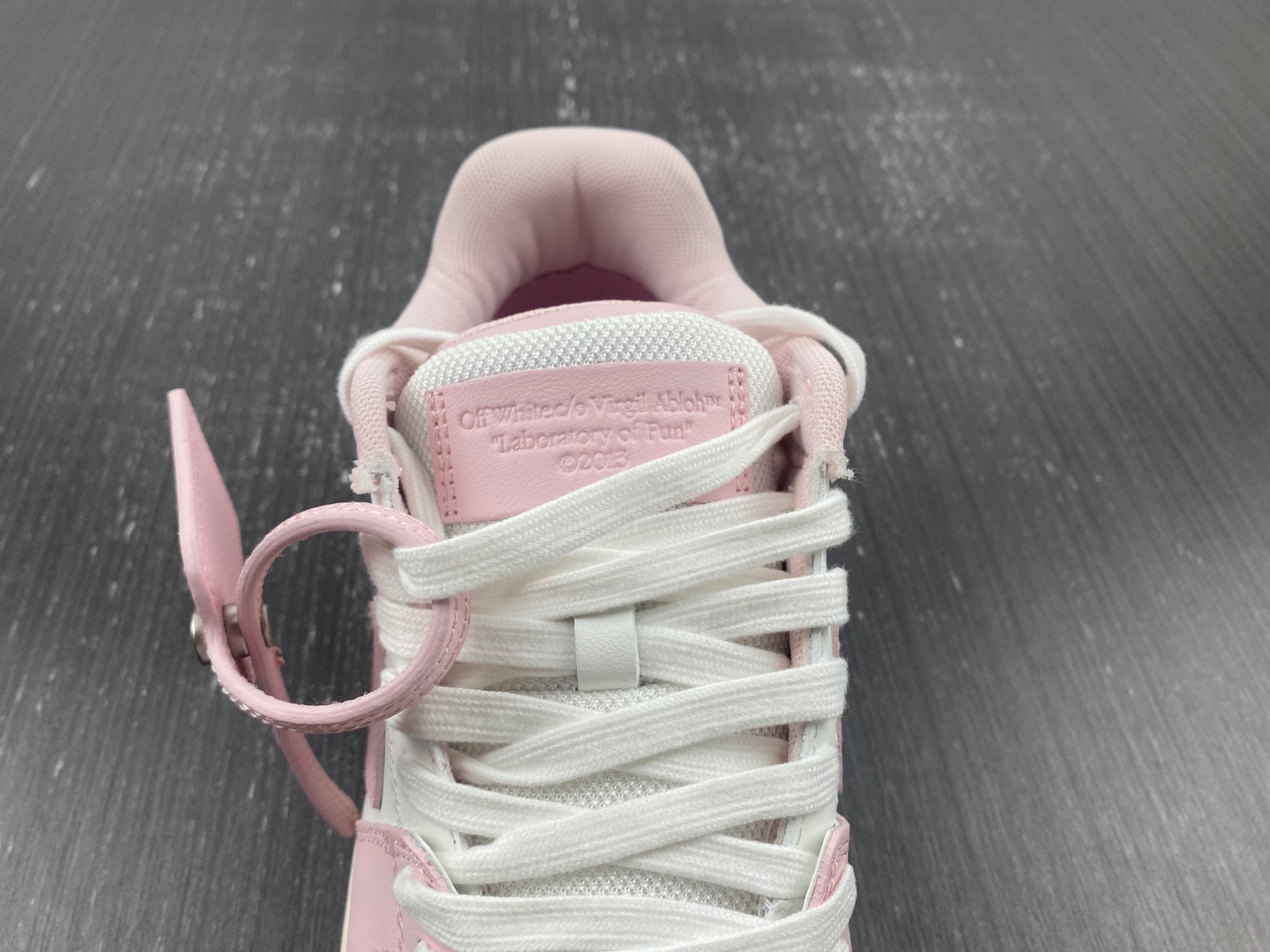 Off White GYM Sneaker