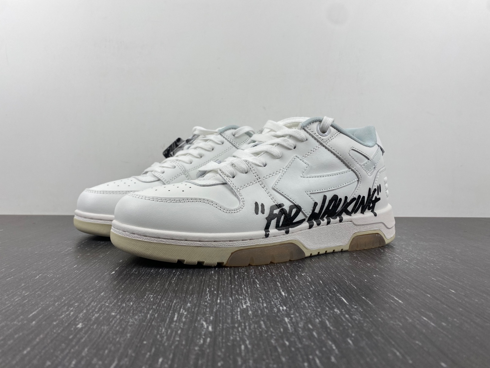 Off White GYM Sneaker