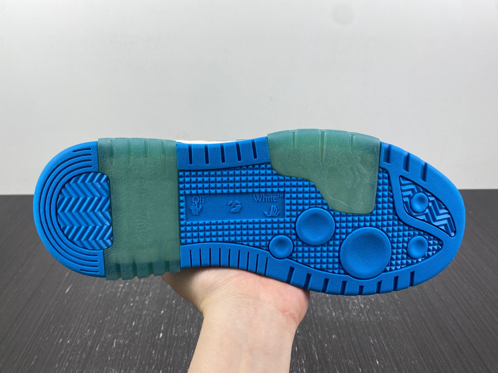 Off White GYM Sneaker