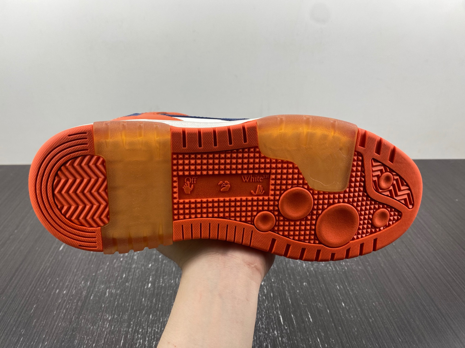 Off White GYM Sneaker