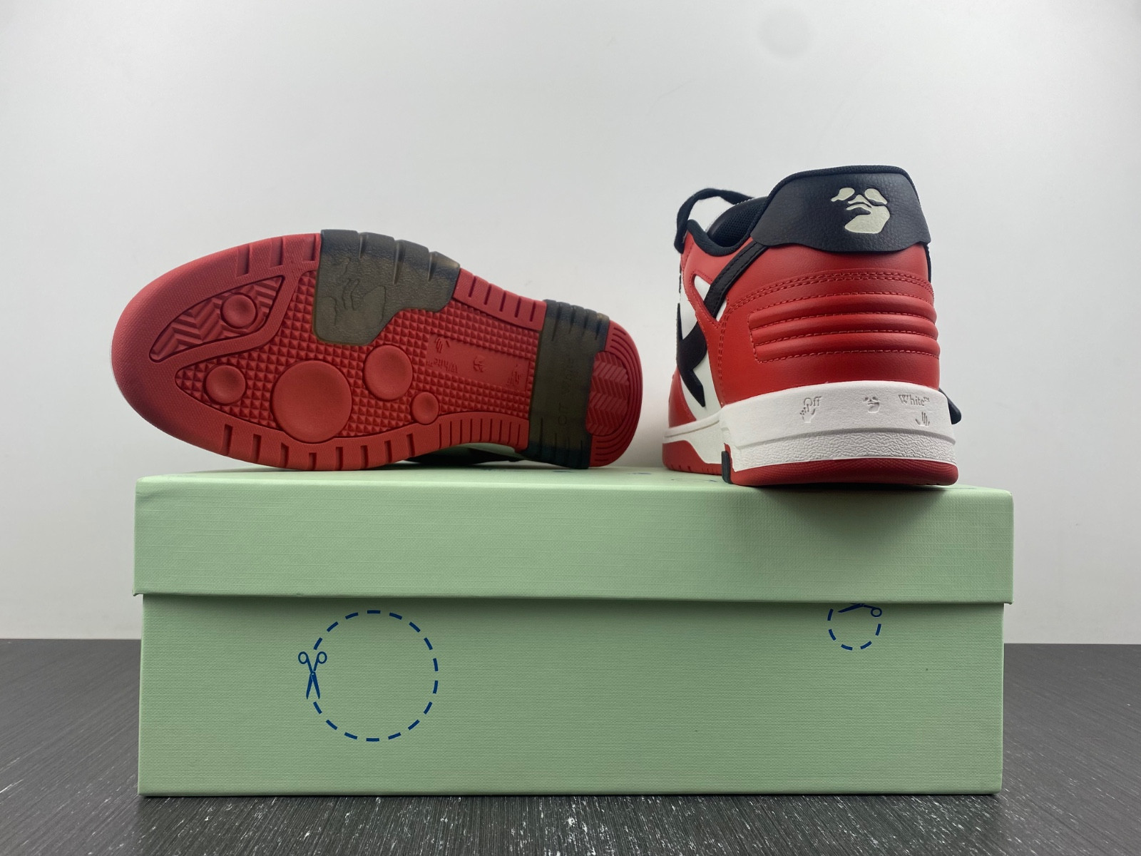 Off White GYM Sneaker