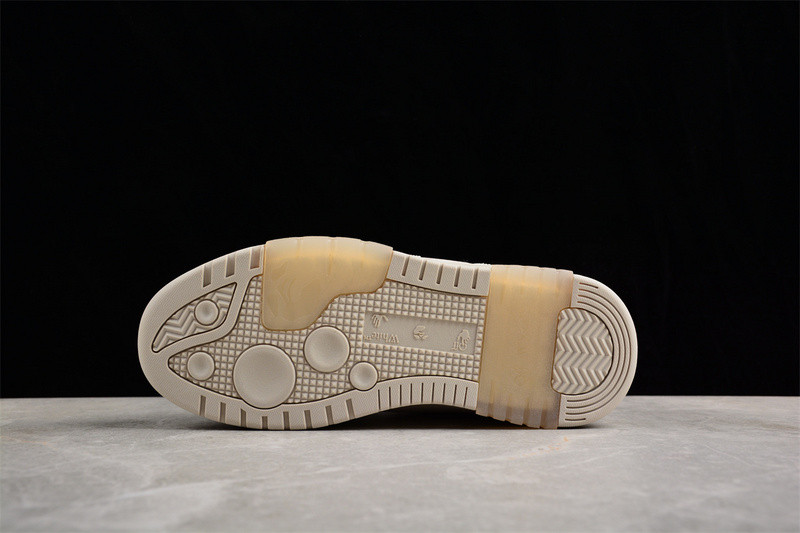 Off White GYM Sneaker