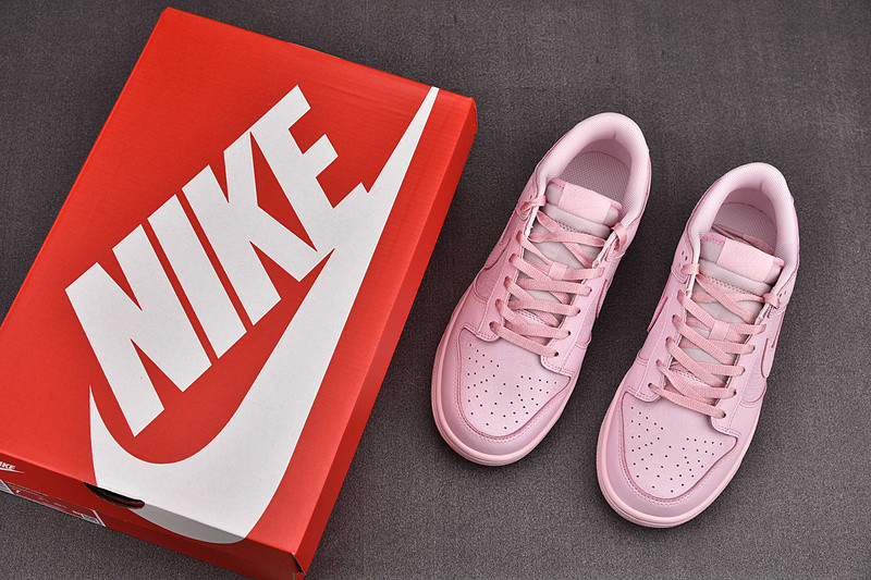 Nike Dunk Low “PINK” 921803-601