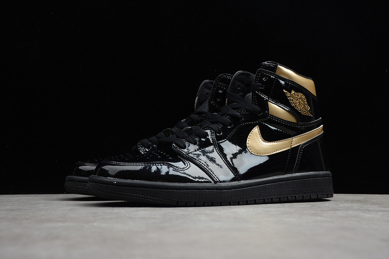 Air Jordan 1 Retro High Patent Black Toe 555088-032