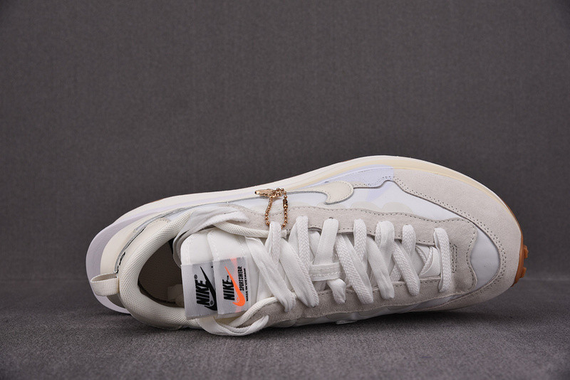 Sacai x Nike VaporWaffle DD1875-100