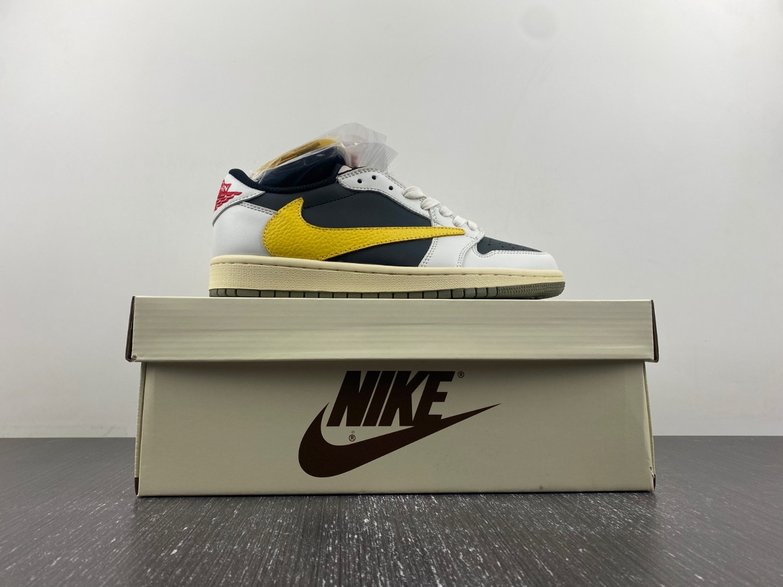 Air Jordan 1 Low DM7866-982