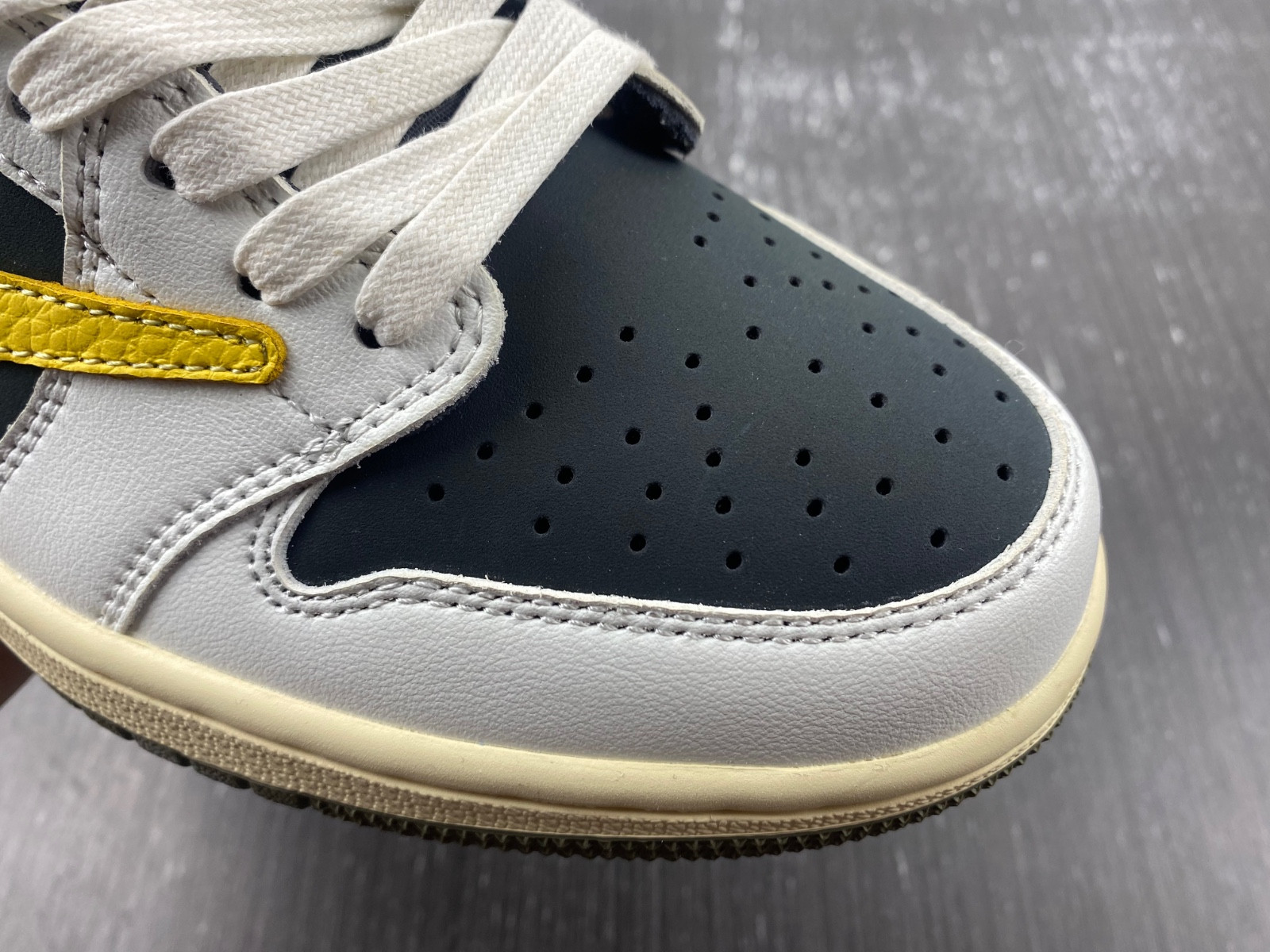 Air Jordan 1 Low DM7866-982