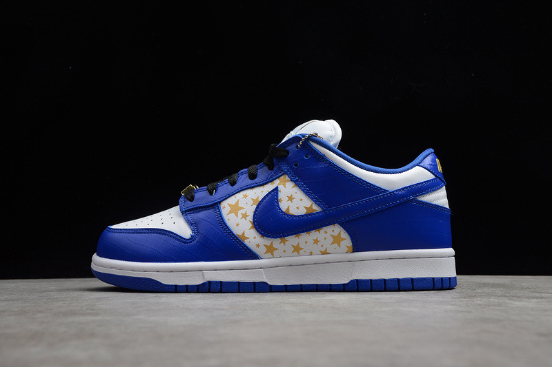 Supreme x Nike SB Dunk Low “Stars” DH3228-100