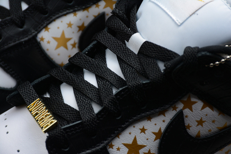 Sup x Nike SB Dunk Low “Stars” DH3228-102