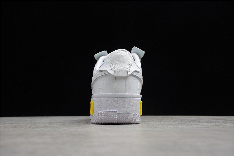 NIKE Air Force 1 Fontanka DA7024-101