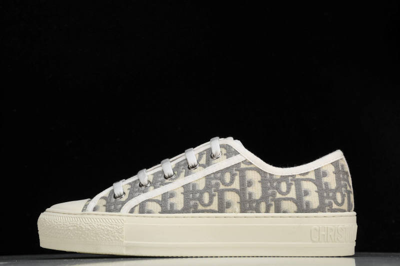 D1R* Walk''n'' SNEAKER