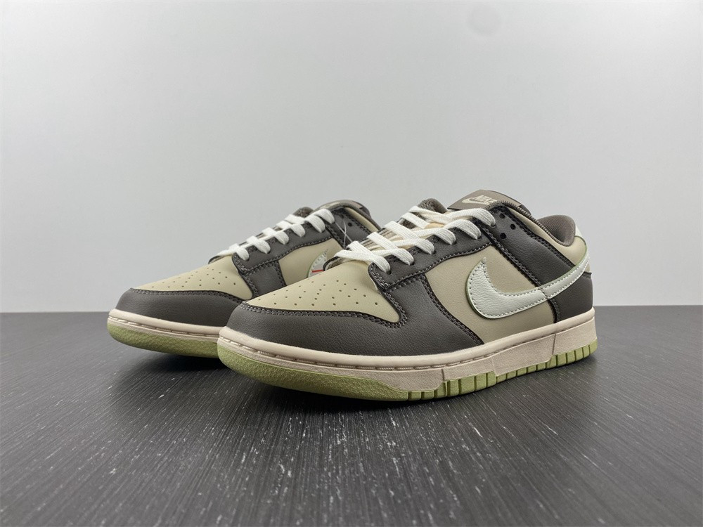 SB Dunk Low "Khaki" FB4960-210