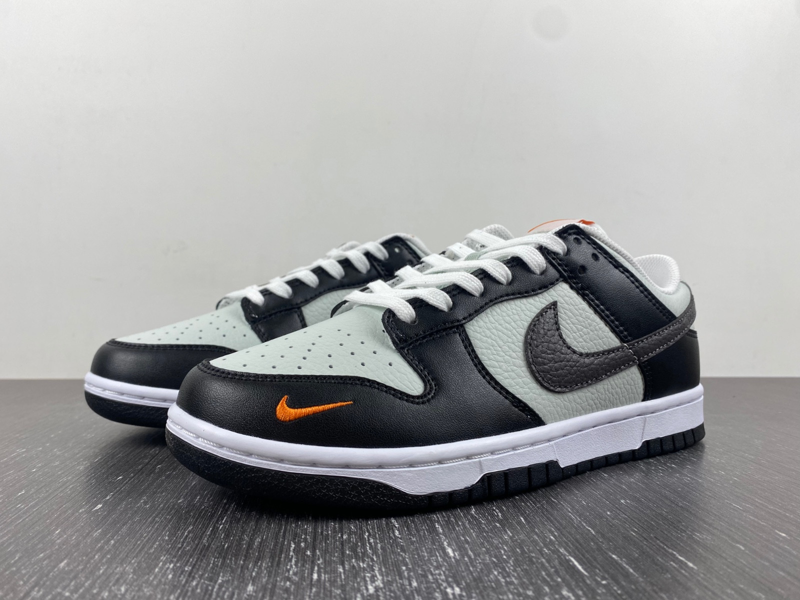 Nike Dunk Low FN7808-001